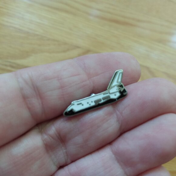 Vintage NASA Space Shuttle Pins Lot of 3 Tie Tacks Hat Lapel Johnson Center - Picture 7 of 13